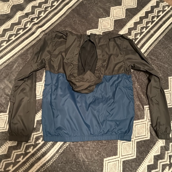 Boys Volcom Windbreaker Hooded Jacket - Picture 3 of 4